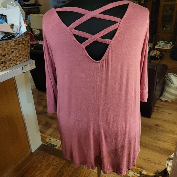 Terra and Sky Top - Picture 4 of 5